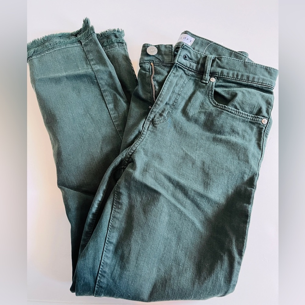 Ann Taylor LOFT Emerald Green Forest Green skinny jeans size 6/28